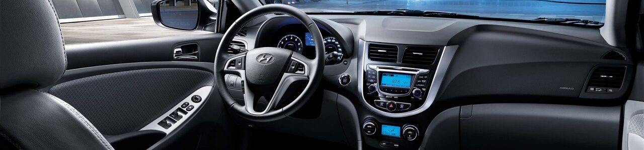 2011-Hyundai-Accent-14
